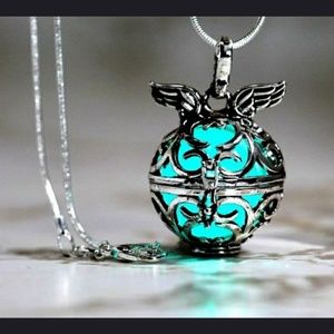 Beautiful angel wing glow in the dark necklace